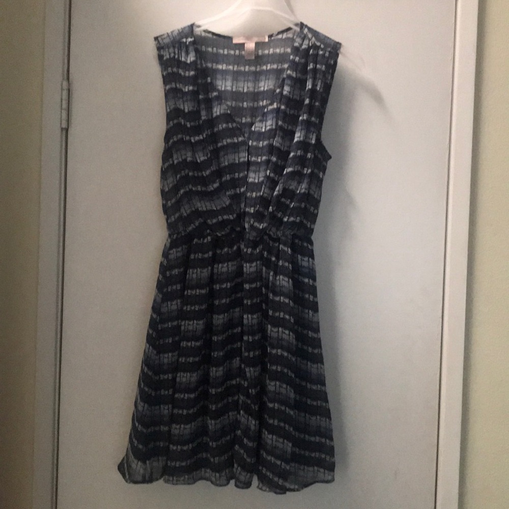 Blue and white patterned summer dress